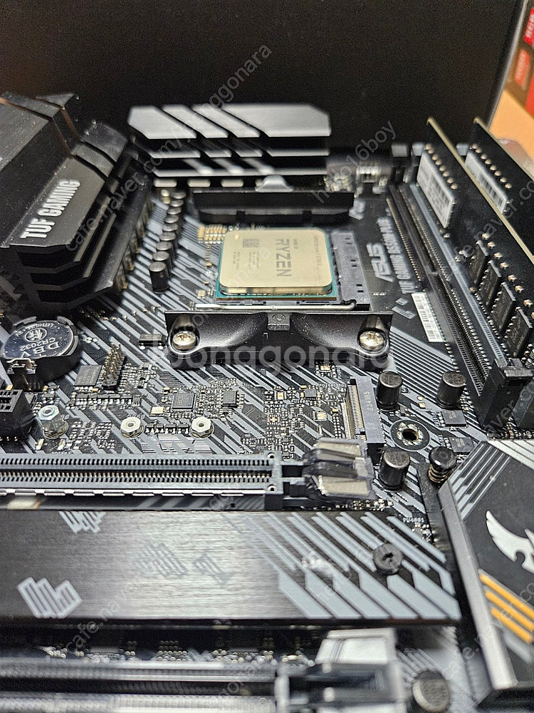 5700X, B550M, RX6600 컴퓨터 부품 팝니...--2