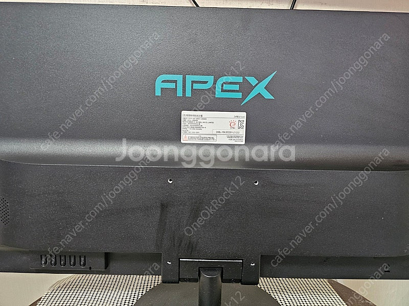 (그래픽카드, 저장장치 X) 본체 2대 / 모니터 1대 판매합니다--1