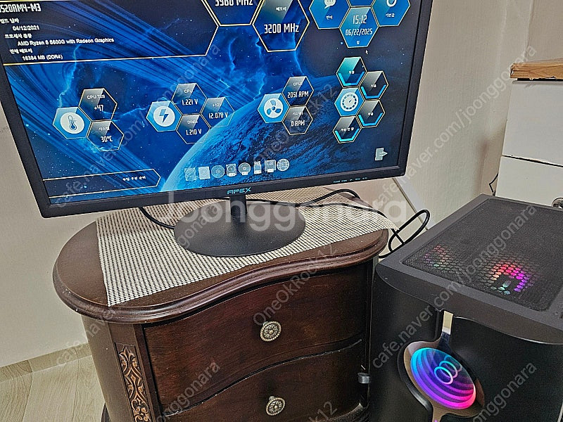 (그래픽카드, 저장장치 X) 본체 2대 / 모니터 1대 판매합니다--5