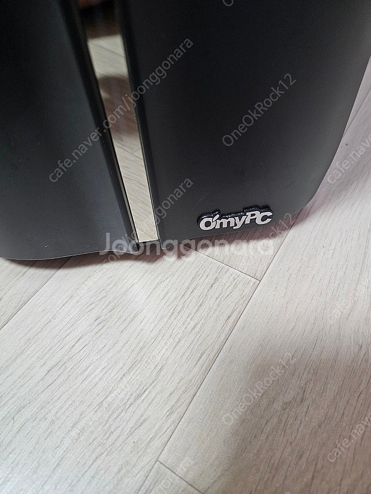 (그래픽카드, 저장장치 X) 본체 2대 / 모니터 1대 판매합니다--9