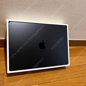맥북 에어 m4 13인치 미드나이트/1TB / 32GB/ 10코어/ 애플케어/ 파이널 컷 프로