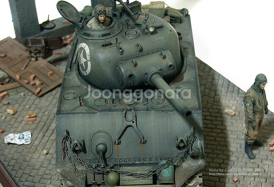 [프라모델 제작 도색완성작] M4A3 SHERMAN 디...--3