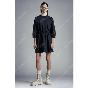 몽클레어 정품 VESTITO 8부~9부 원피스 판매합니다