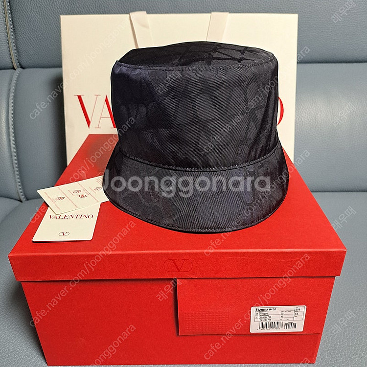 남여공용 새상품 정품 발렌티노 버킷햇 모자--3