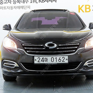 르노 중고차 검정색 2016년식 2.0 LPe 장애인용 중고차시세