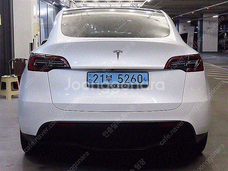 테슬라 모델 Y 중고 테슬라 중고 흰색 2023년식 2...--6