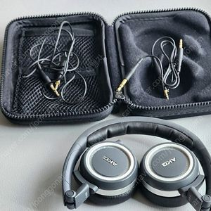 AKG K450