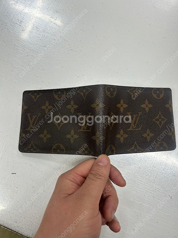 루이비통 정품 남성 반지갑--0