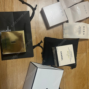 샤넬, 입생로랑, 헤라 쿠션 (새상품)