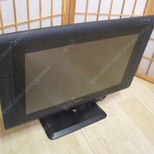 WACOM 신티크22 DTH-2200