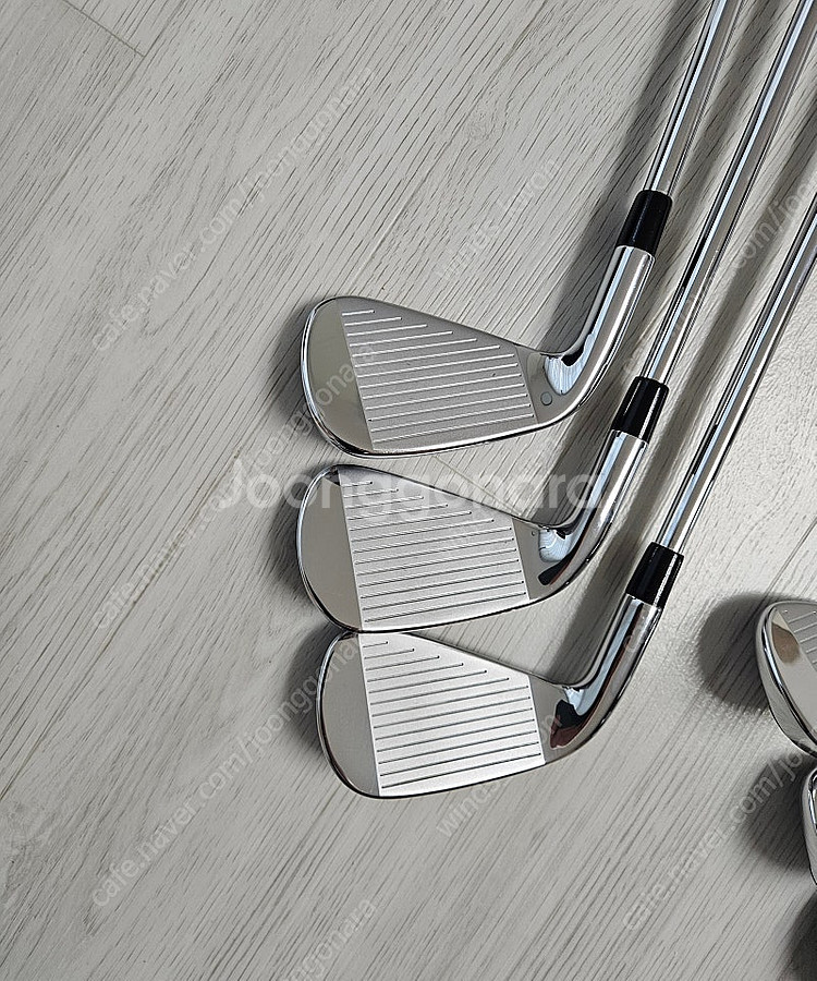캘러웨이 로그st pro 아이언 팝니다.--8