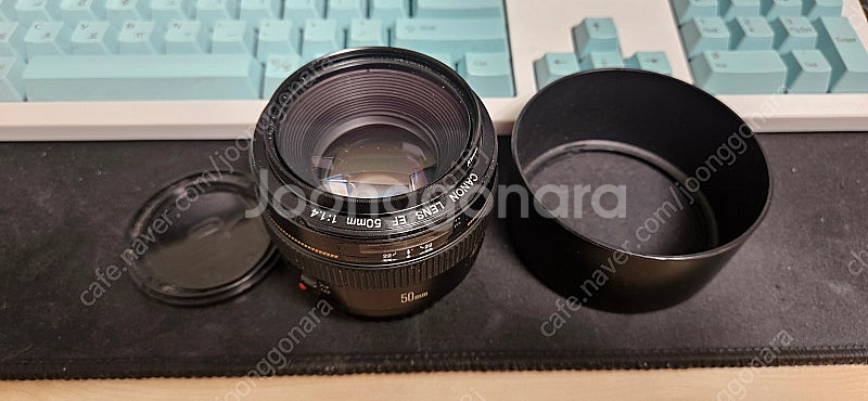 캐논 EF 50mm f1.4 단렌즈 팝니다 (하자 있음...--0