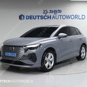 회색 아우디 Q4 중고 아우디 전기차 40 중고차리스구매 30,308 km