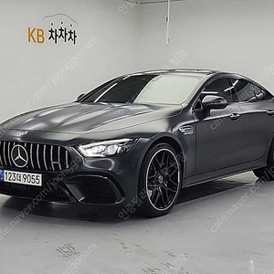 회색 벤츠 AMG GT 중고 벤츠 인증 중고 4도어 63 S 4MATIC+ 중고차직거래카페 76,400 km