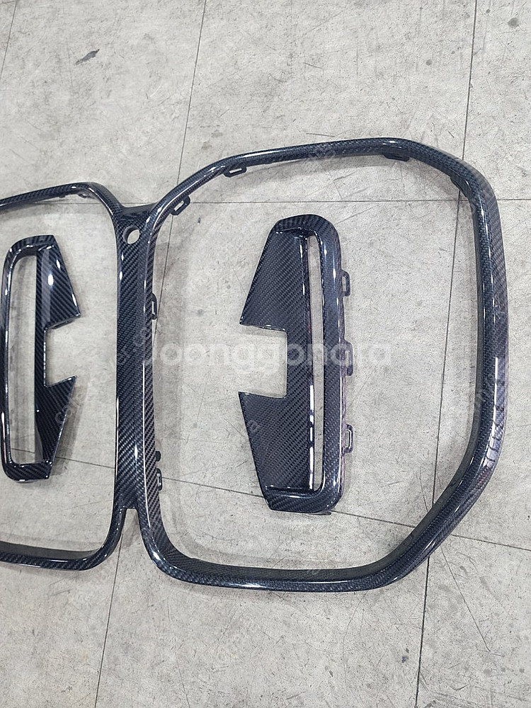 bmw 4시리즈 g22 정품 카본 그릴 좌우그리드 판매...--2