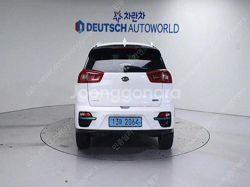 기아 니로 중고 니로 중고차 흰색 2021년식 28,8...--5