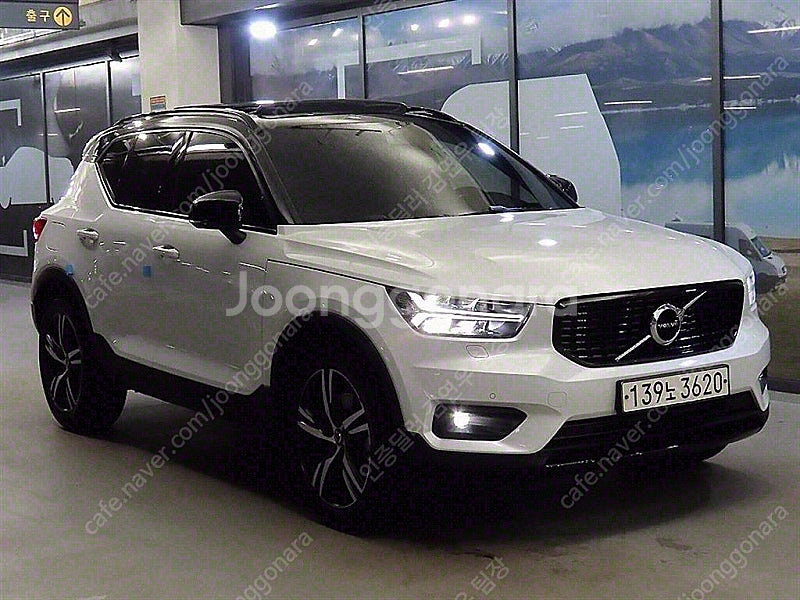 흰색 볼보 중고 XC40 중고 볼보 중고차 T4 4WD...--0
