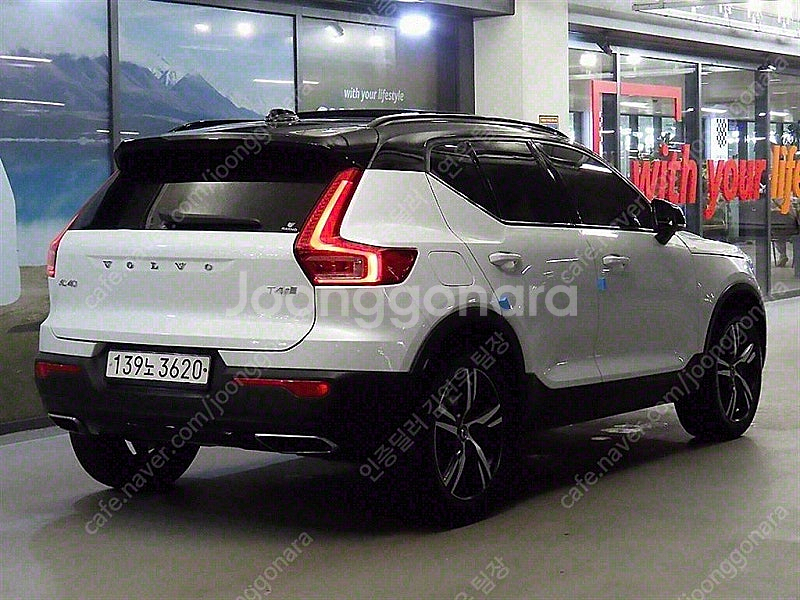 흰색 볼보 중고 XC40 중고 볼보 중고차 T4 4WD...--9