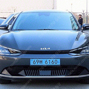 EV6 중고 EV6 중고차 회색 2022년식 68,774km 롱레인지 에어 당일 즉시 출고가능