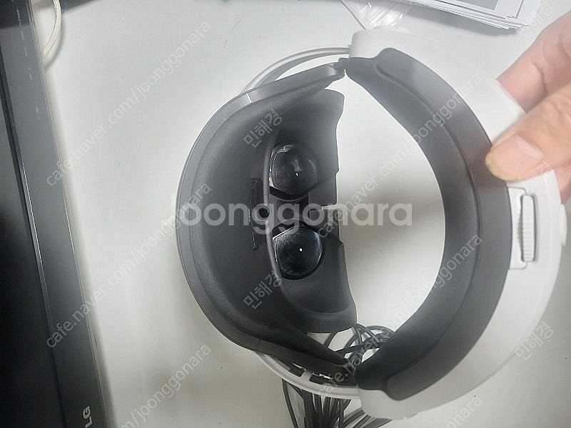 VR 헤드셋 판매합니다--2