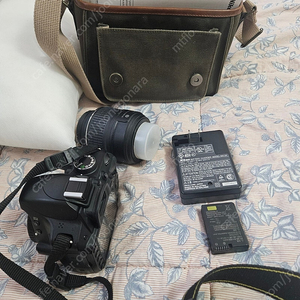 니콘 d3200 + 번들렌즈 + 캐논가방