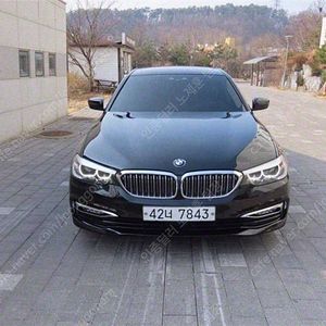 BMW 5시리즈 중고 5시리즈 중고차 bmw 520i 중고 2018년식 39,422km 520i 럭셔리 법인중고차구매