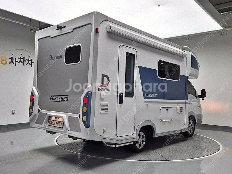 캠핑카 중고 포터2 흰색 2022년식 14,000km ...--4