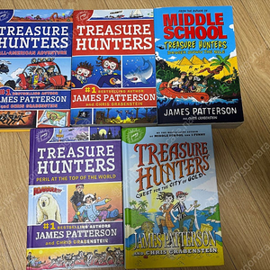 Treasure Hunters 원서
