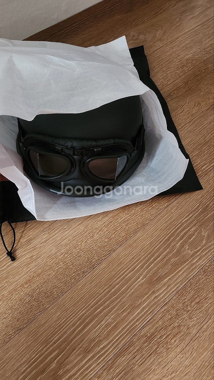 자전거 헬멧과 고글 팝니다.--1
