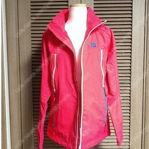 (새상품)네파,블랙야크,아이더,라푸마,머렐,밀레,나이키.등산 자켓,여성 등산복.바람막이