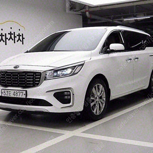 더뉴 카니발 중고 가격 중고 카니발 흰색 2019년식 77,854km 가솔린 7인승 리무진 프레지던트 중고자동차