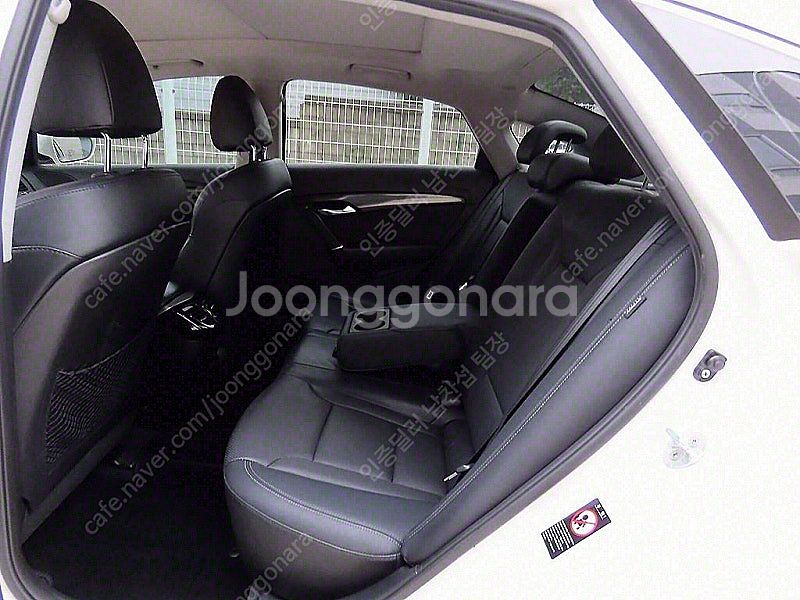 현대 i40 중고차 흰색 2015년식 1.7 VGT D...--7