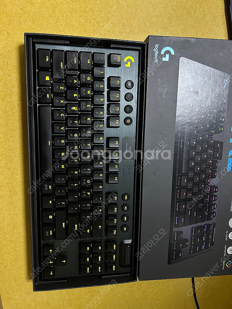 로지텍 G913 TKL 무선 키보드--0