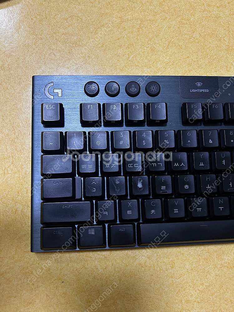 로지텍 G913 TKL 무선 키보드--1