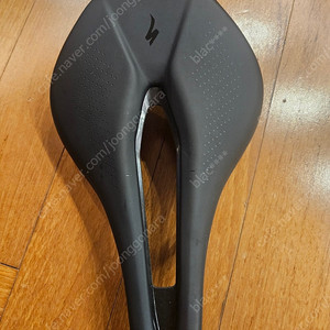 스페셜 파워콤프안장 143mm