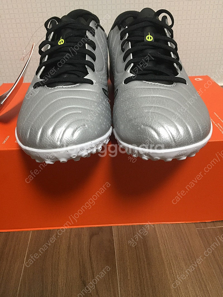 <새상품> 나이키 티엠포10 아카데미 TF 매드에너지팩...--1
