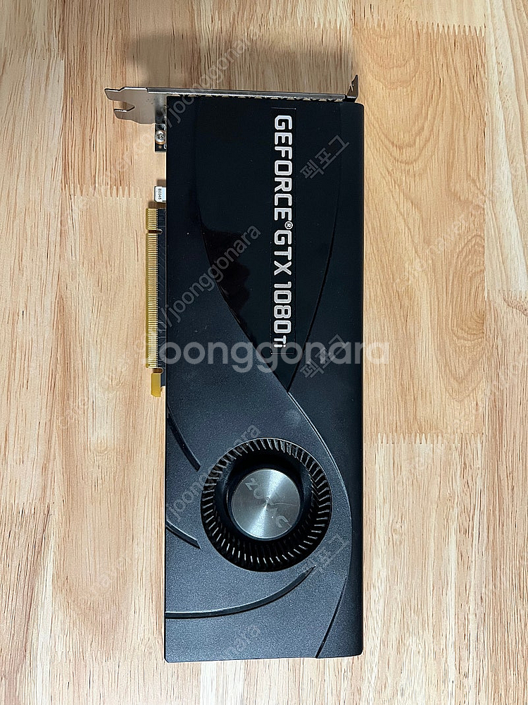 Gtx1080ti 고장 팬돌아감 고쳐쓰실분한테 싸게팜--0