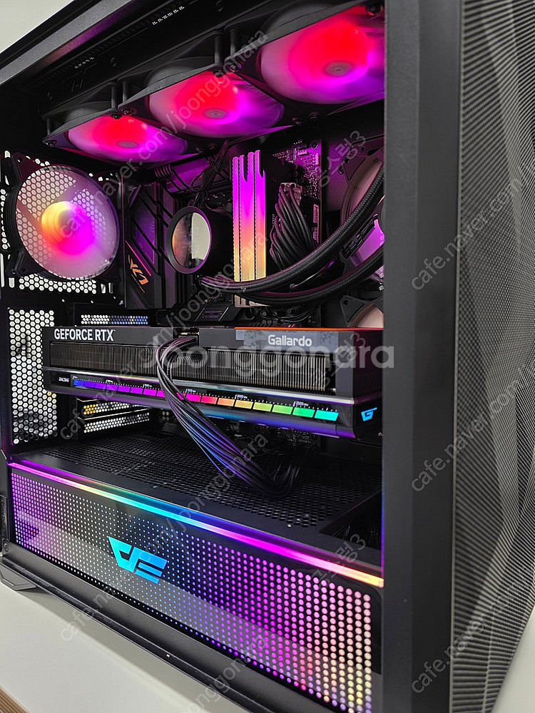 라이젠 9800X3D RTX 5080 PC 팝니다.--2
