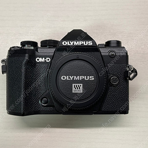 올림푸스 E-M5 Mark iii (m5m3/엠오막삼) 2130컷 풀박스