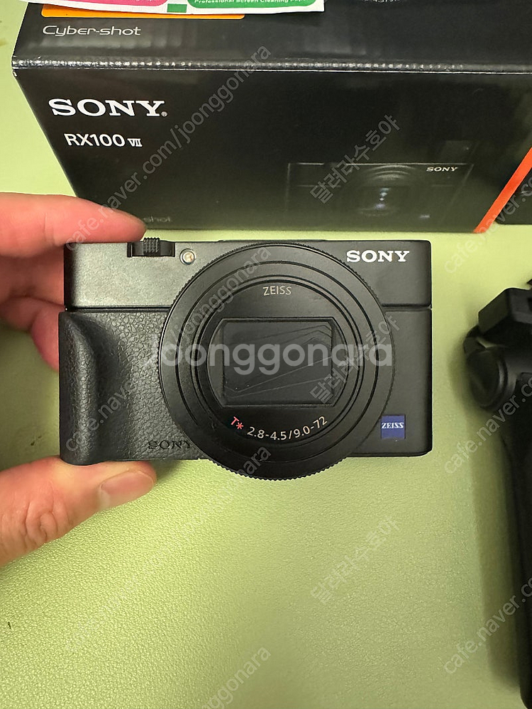 소니 rx100m7 판매합니다.--2