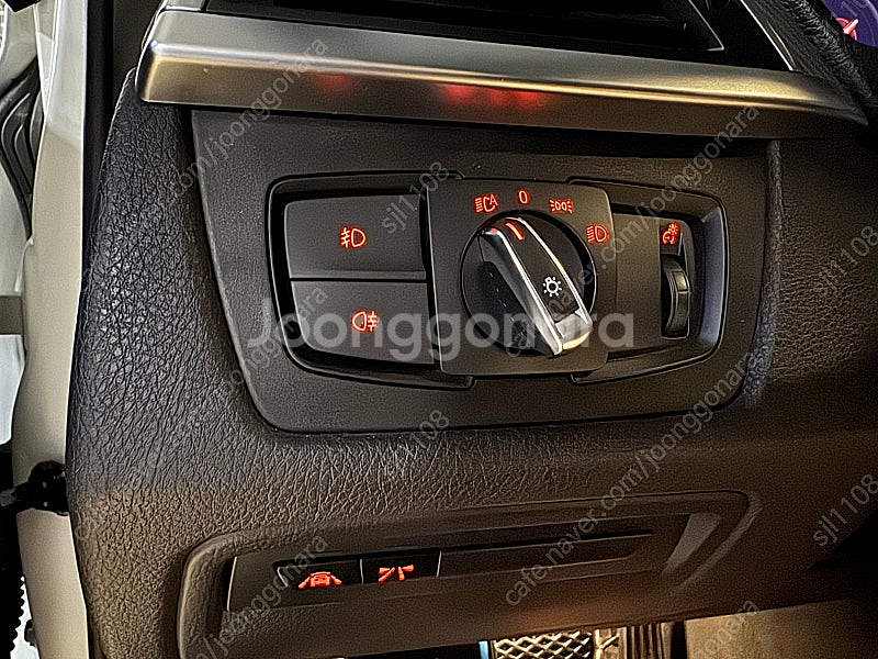 BMW F30 330i 2018년식--7