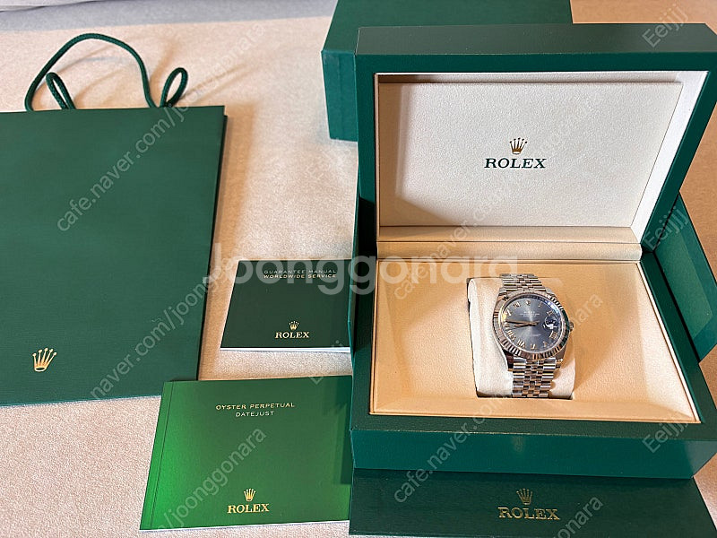 롤렉스 데이트저스트 41mm 블루 로만 126334--0