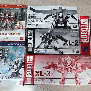 반다이 (BANDAI) 로봇혼 (ROBOT혼) 풀메탈패닉 - 아바레스트 & 레바테인 & 팔케 & 부스터 판매합니다.