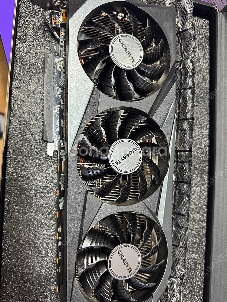 GIGABYTE RX 6900 XT Gaming OC ...--1