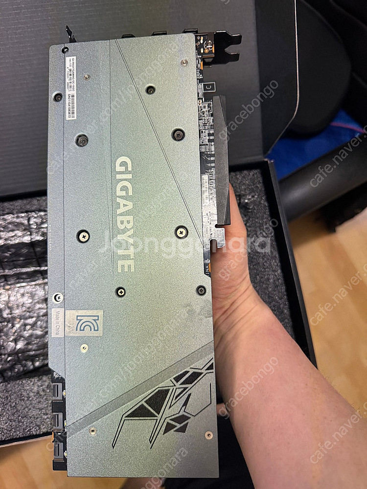 GIGABYTE RX 6900 XT Gaming OC ...--4