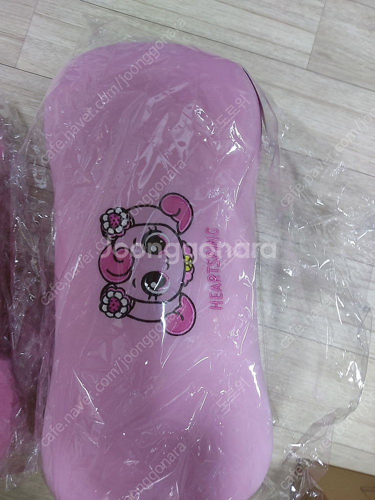 [미개봉] 캐치티니핑 하츄핑 방석 쿠션, 메모리폼 쿠션...--3