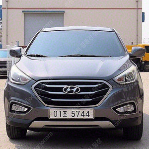 현대 투산 중고 투산 중고차 회색 2015년식 디젤(E-VGT)4WD 스마트 중고자동차