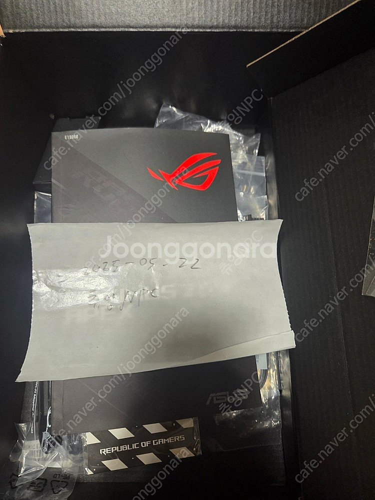 아수스 막시무스 Z690 APEX 에펙 ROG MAXI...--7