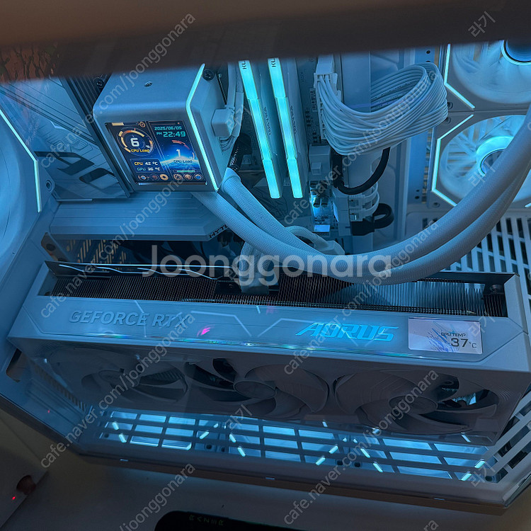 RTX 5080 어로스 마스터 아이스--3