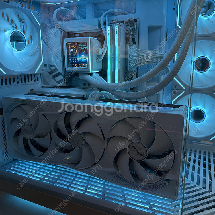 RTX 5080 어로스 마스터 아이스--4